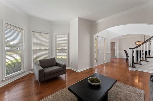 325 Nesbin Court, Kennesaw, GA 30144