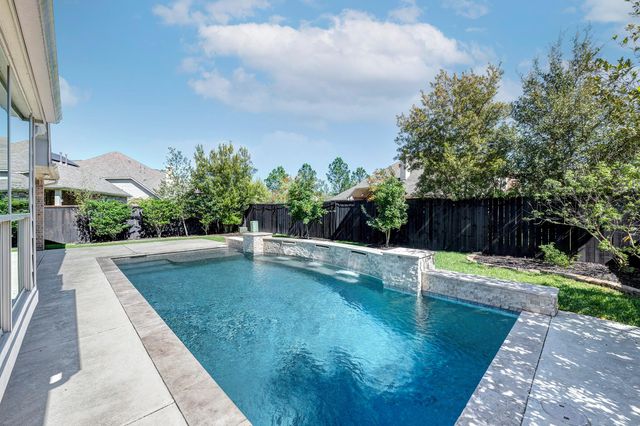 11 Red Wagon Drive, Spring, TX 77389