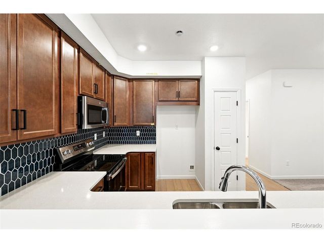 17117 W 91st Ln, Arvada, CO 80007