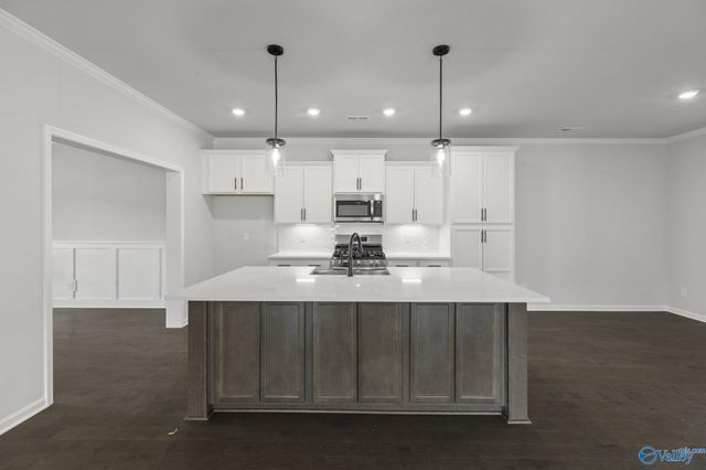 1600 Calistoga Circle NE, Huntsville, AL 35811