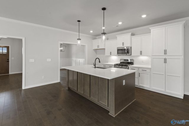 1600 Calistoga Circle NE, Huntsville, AL 35811