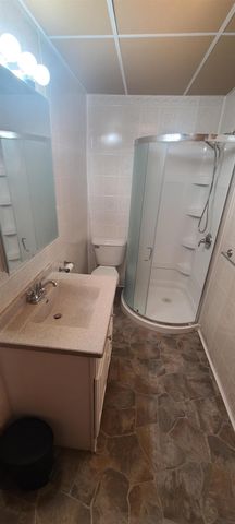 302 NE Third Street, Elkader, IA 52043