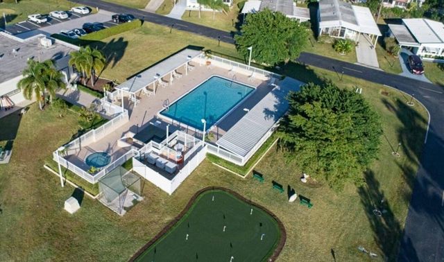 4345 Royal Manor Boulevard, Boynton Beach, FL 33436