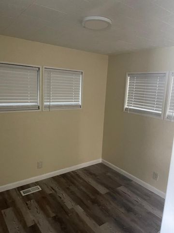 4345 Royal Manor Boulevard, Boynton Beach, FL 33436