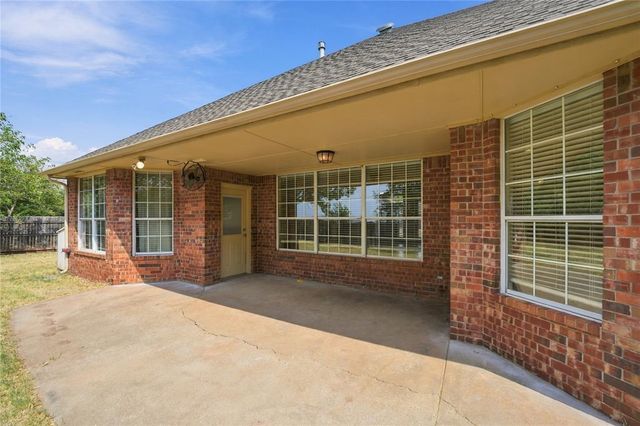 21633 Long Trail, Edmond, OK 73012