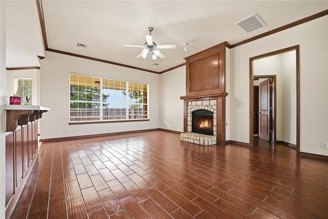 21633 Long Trail, Edmond, OK 73012