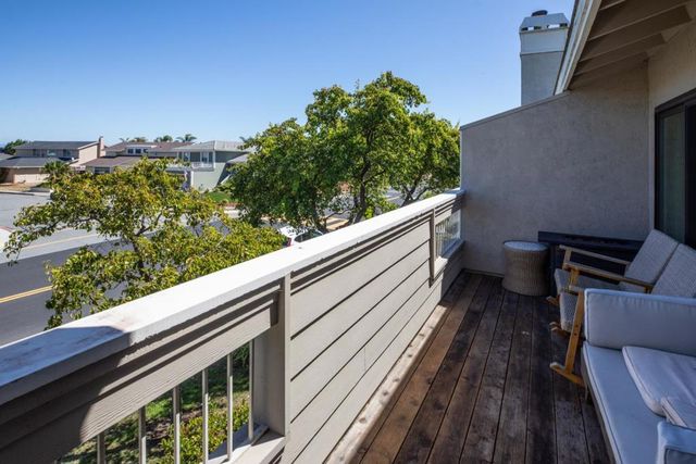 212 Albacore Lane, Foster City, CA 94404