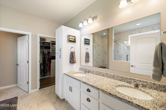 14504 Jackson Crossing Dr, Louisville, KY 40245