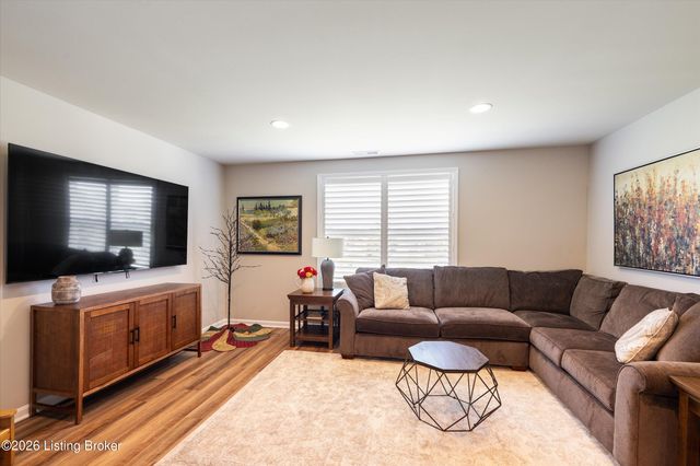 14504 Jackson Crossing Dr, Louisville, KY 40245