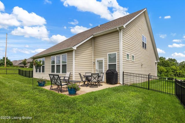 14504 Jackson Crossing Dr, Louisville, KY 40245