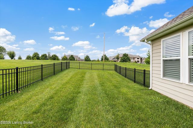 14504 Jackson Crossing Dr, Louisville, KY 40245