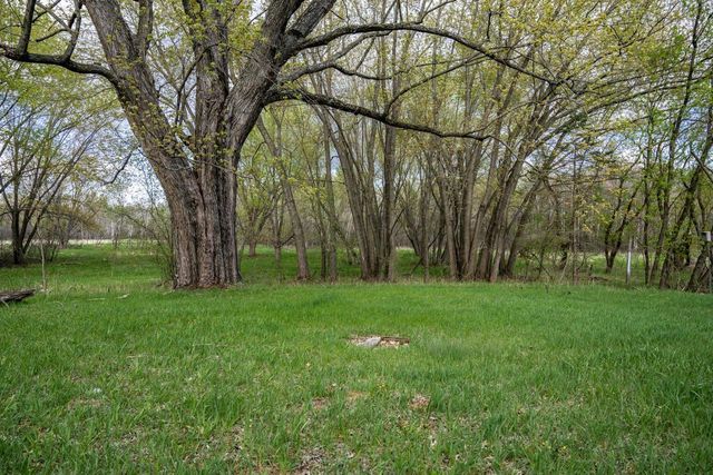 N5416 15th Avenue, Mauston, WI 53948