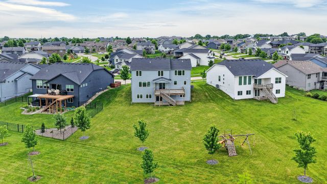 3667 NW 165th Street, Clive, IA 50325