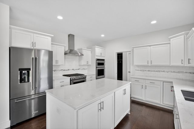 3667 NW 165th Street, Clive, IA 50325