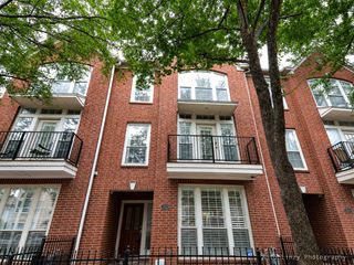 3939 N Hall Street, Dallas, TX 75219