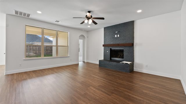 5253 Ranchero Trail, Fort Worth, TX 76126