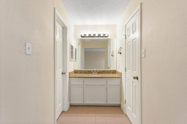 509 Teal Drive, Dickinson, TX 77539