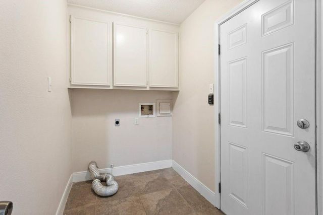 509 Teal Drive, Dickinson, TX 77539