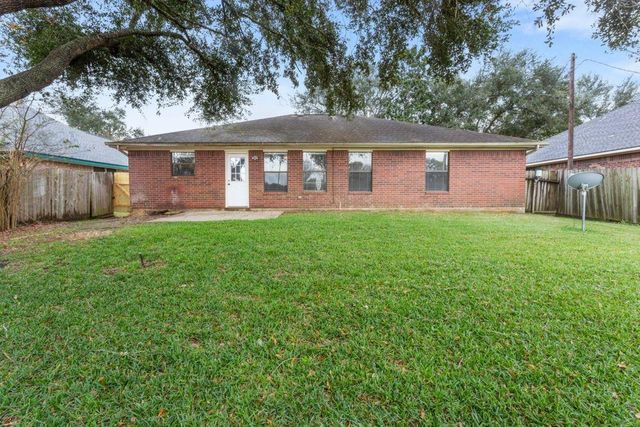 509 Teal Drive, Dickinson, TX 77539
