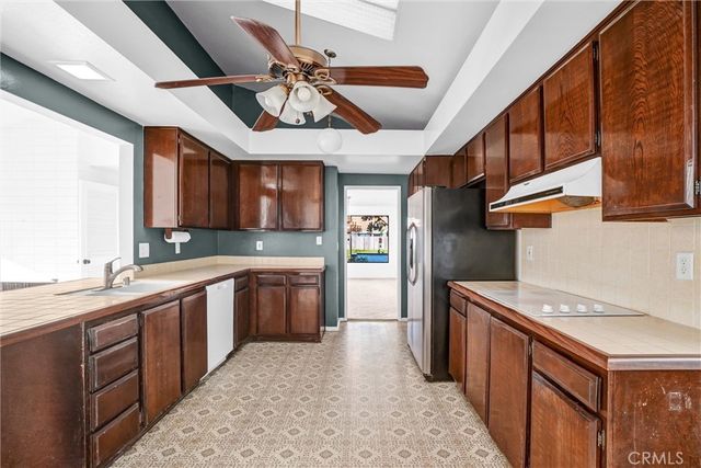 609 Calle Miguel, San Clemente, CA 92672