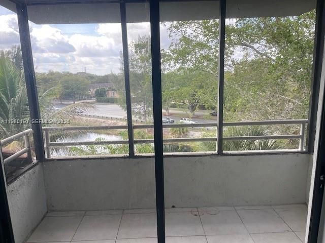 8305 SW 152nd Avenue A-406, Miami, FL 33193