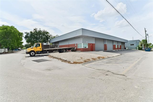 5101 NW 10th Terrace, Fort Lauderdale, FL 33309