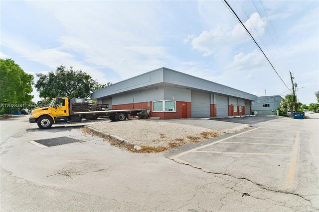 5101 NW 10th Terrace, Fort Lauderdale, FL 33309