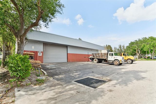 5101 NW 10th Terrace, Fort Lauderdale, FL 33309