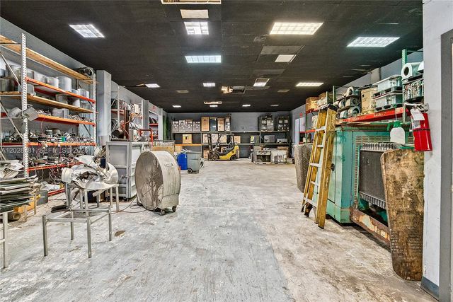 5101 NW 10th Terrace, Fort Lauderdale, FL 33309