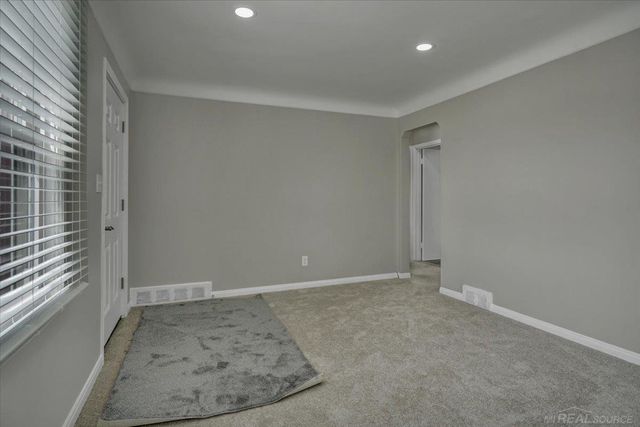 23136 Battelle Avenue, Hazel Park, MI 48030