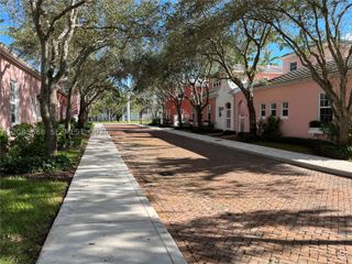570 Loretto Ave 10, Coral Gables, FL 33146