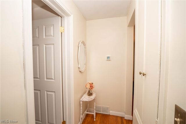 6145 Hollydale Avenue NE, Canton, OH 44721
