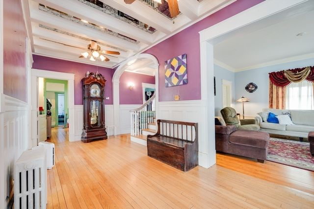 23 Germain St, Worcester, MA 01602