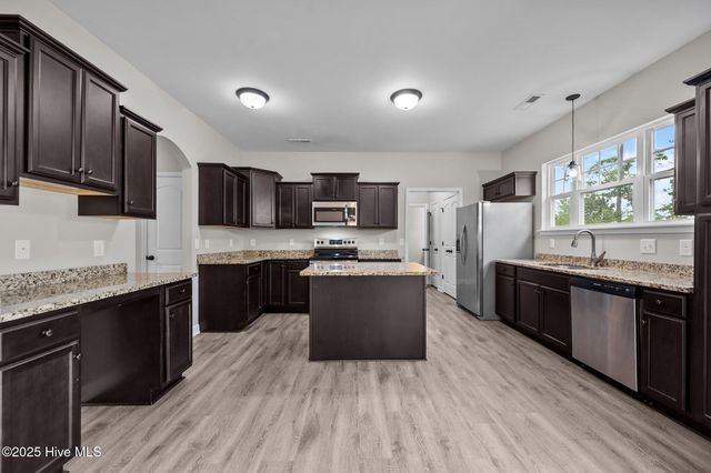 413 Wind Sail Court, Sneads Ferry, NC 28460