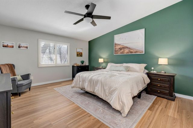 1842 E Richmond Place, Springfield, MO 65804