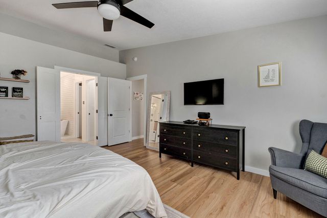 1842 E Richmond Place, Springfield, MO 65804