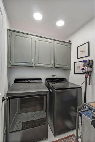 1842 E Richmond Place, Springfield, MO 65804