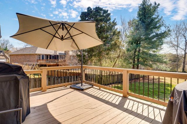 1842 E Richmond Place, Springfield, MO 65804