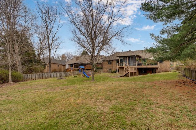 1842 E Richmond Place, Springfield, MO 65804