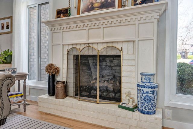 1842 E Richmond Place, Springfield, MO 65804