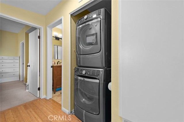 73 Huntington 322, Irvine, CA 92620