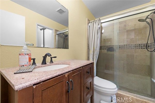 73 Huntington 322, Irvine, CA 92620