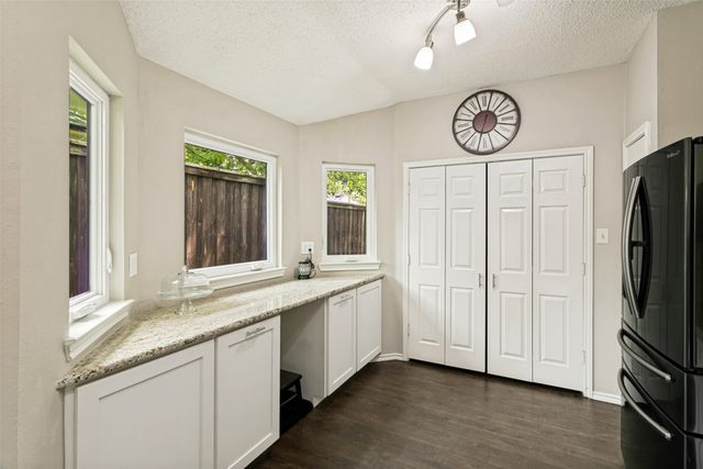6816 Driffield Circle E, North Richland Hills, TX 76182