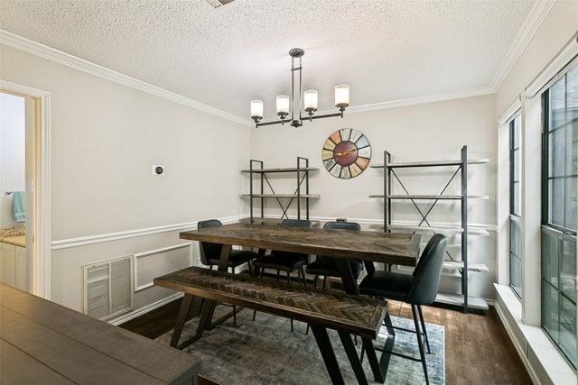 6816 Driffield Circle E, North Richland Hills, TX 76182
