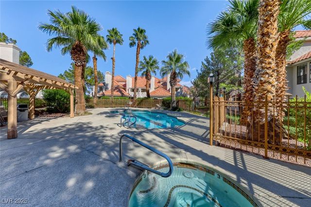 2603 South Durango Drive 203, Las Vegas, NV 89117