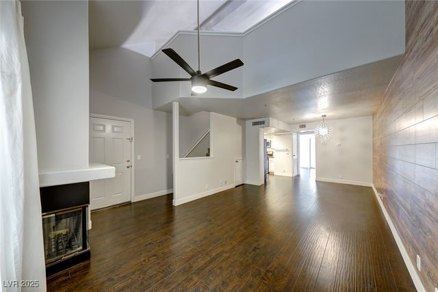 2603 South Durango Drive 203, Las Vegas, NV 89117