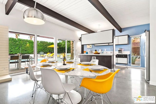 400 E Glen Circle, Palm Springs, CA 92262