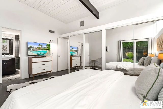 400 E Glen Circle, Palm Springs, CA 92262