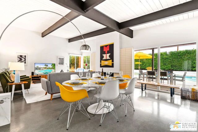 400 E Glen Circle, Palm Springs, CA 92262