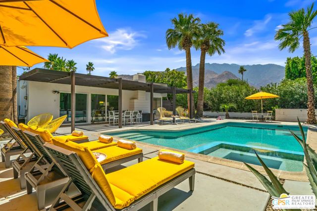 400 E Glen Circle, Palm Springs, CA 92262